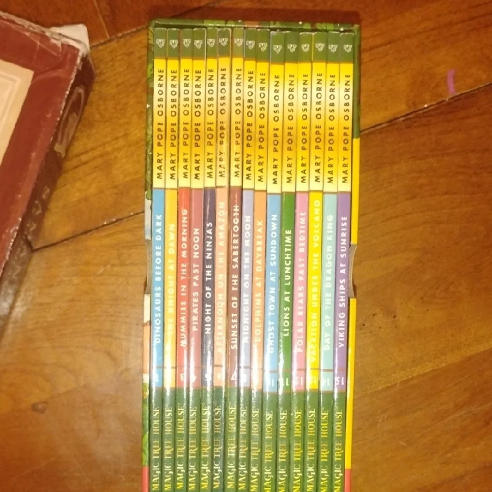 Magic Tree House Collection 1-15 Book Set - Picture 2 of 4